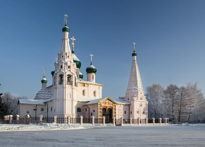 Новогодняя история в царстве Мастера Мороза и Костромской Снегурочки