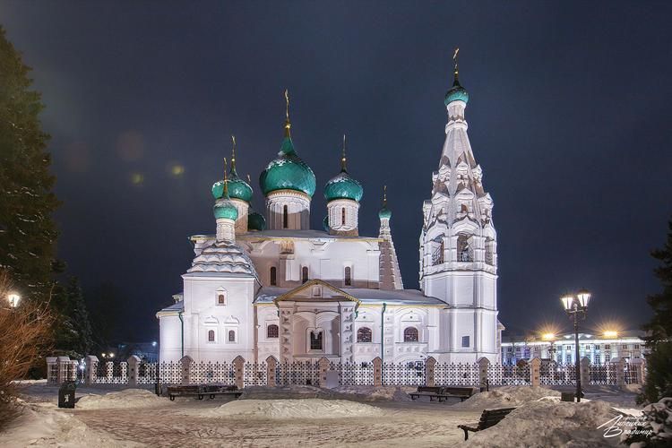 Новогодняя история в царстве Мастера Мороза и Костромской Снегурочки
