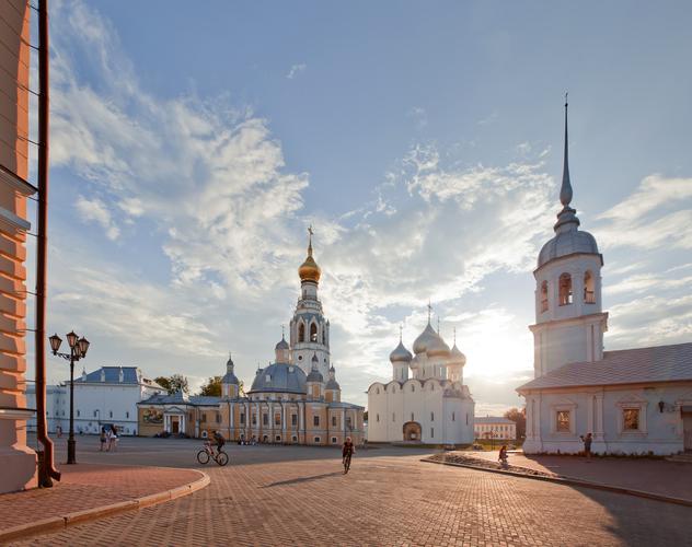 Русский Север: города, монастыри, судьбы