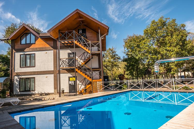 Парк Хаджок 3*  (п. Каменномостский)