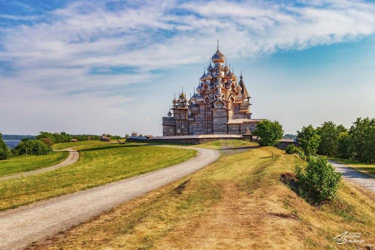 Северные святыни: Кижи, Валаам и Соловки