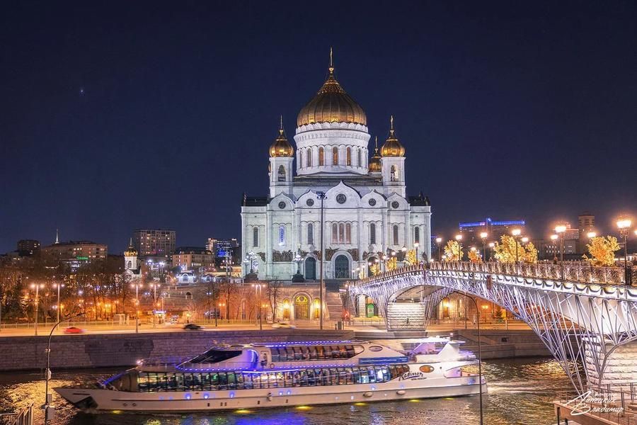 Московские чудеса в новогоднем убранстве