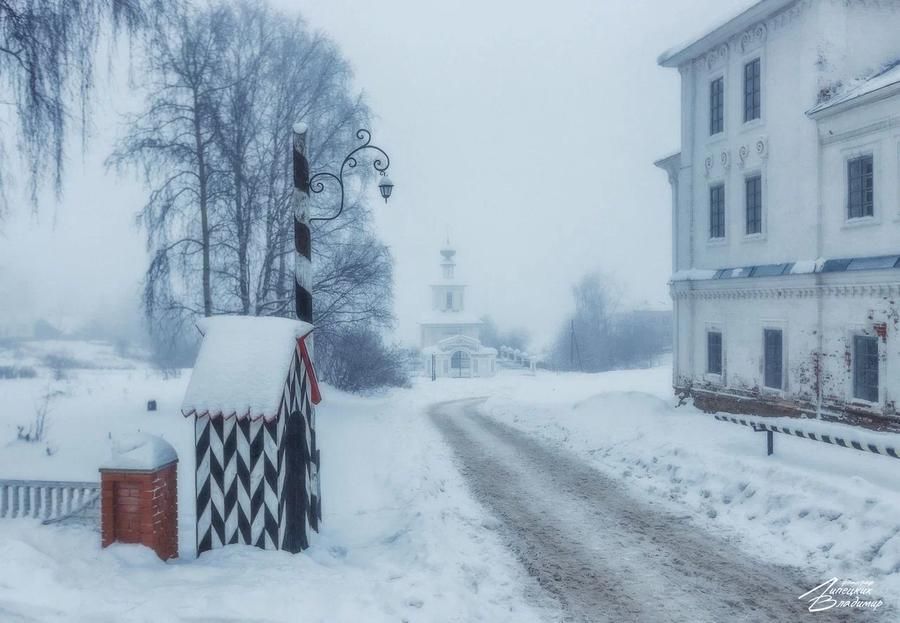 Автобус| По следам Хозяйки Медной Горы: рождественский Урал (авиа/жд)