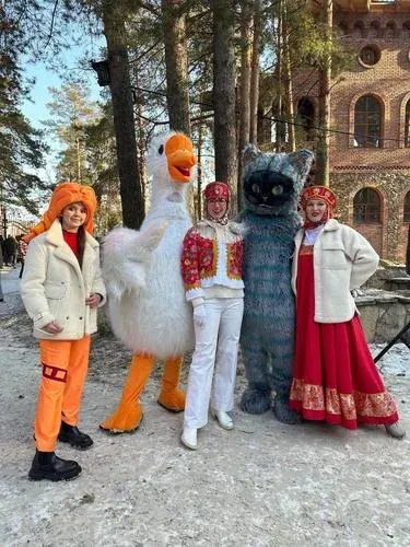 Ретропоезд зовёт: пар, хрусталь и чернила