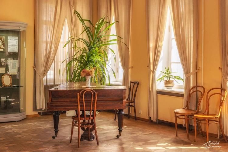 Автобус| Улочки губернских городов: дыхание старины