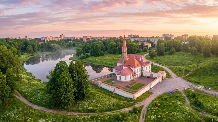 Авиа| Дух Петербурга: вековые традиции из Ижевска