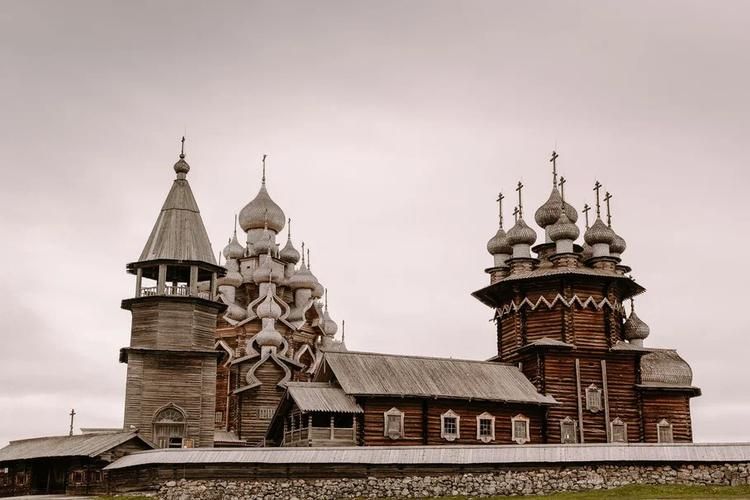 Островные сокровища: Кижи, Валаам и Соловки
